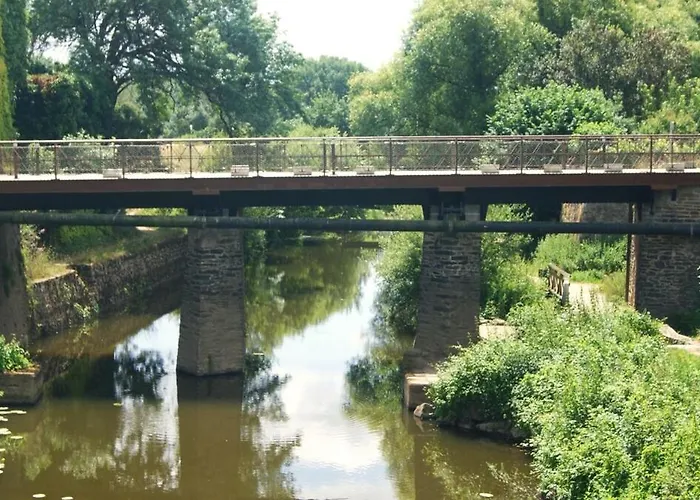 Hébergement de vacances Charme De L Ancien Et Confort Moderne *